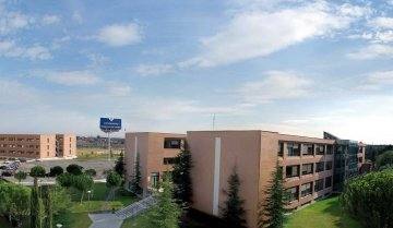 Francisco de Vitoria University fotoğraf 5