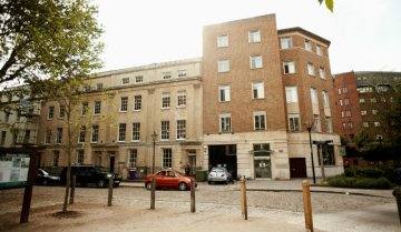 EC Bristol fotoğraf 3