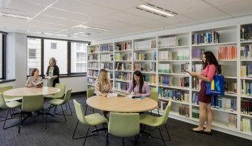 Kaplan International Brisbane fotoğraf 3