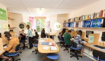 ELC Bristol fotoğraf 1