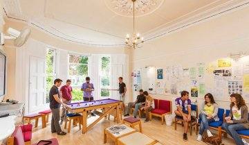 ELC Bristol fotoğraf 4